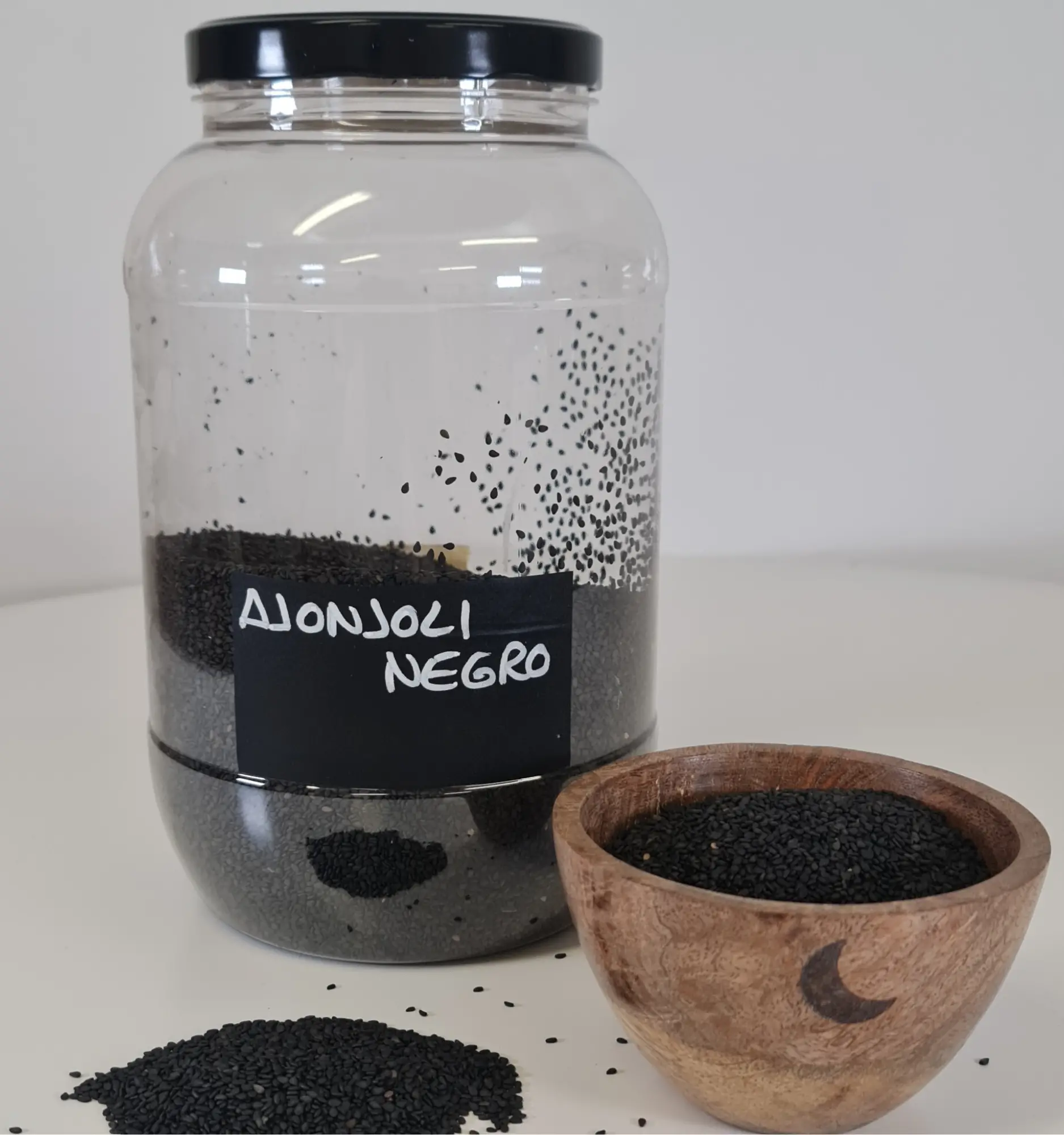 Ajonjoli negro cuenco y bote