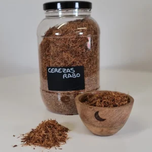 Cerezas rabo bote y cuenco