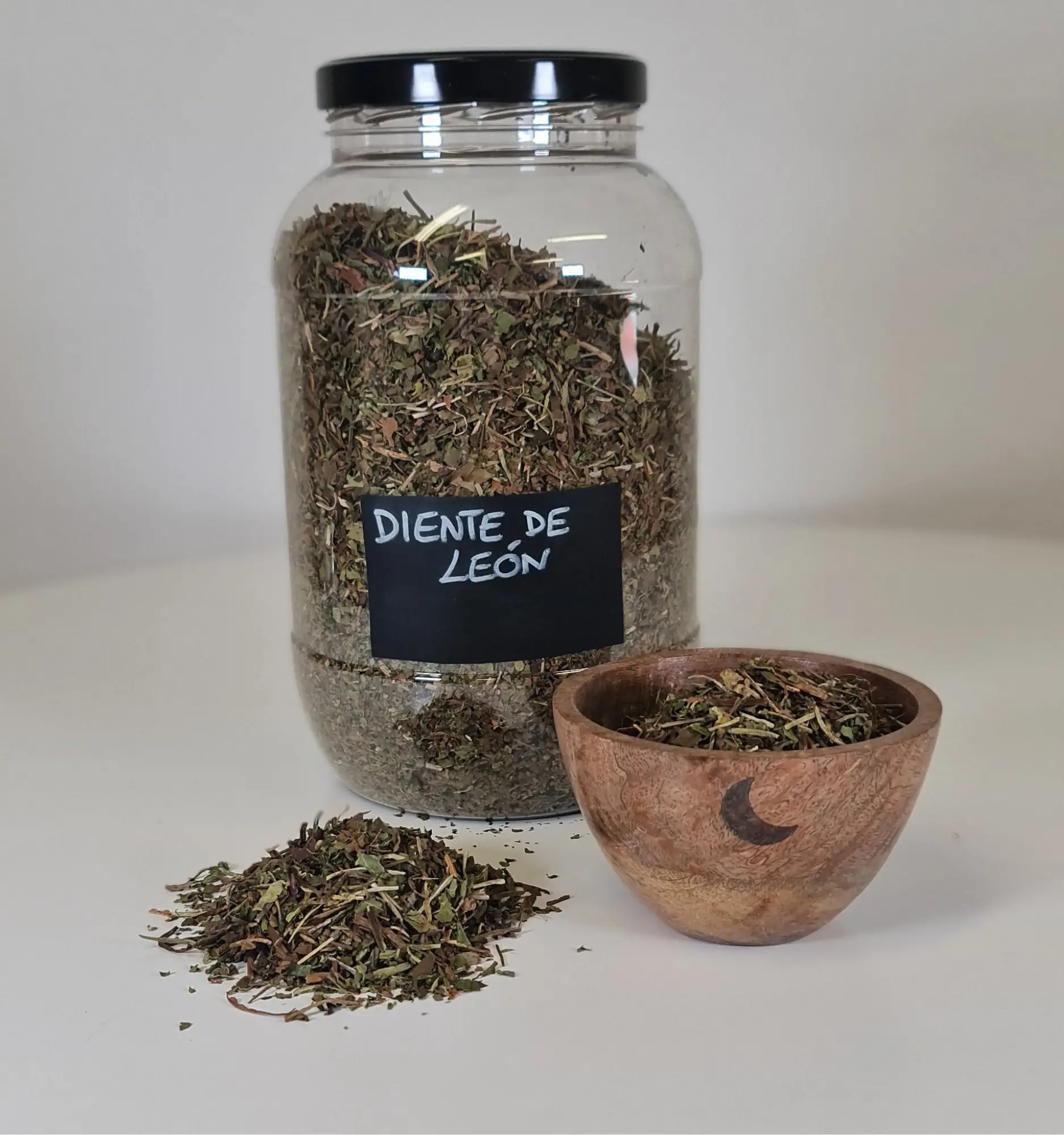 Diente de león cuenco y bote