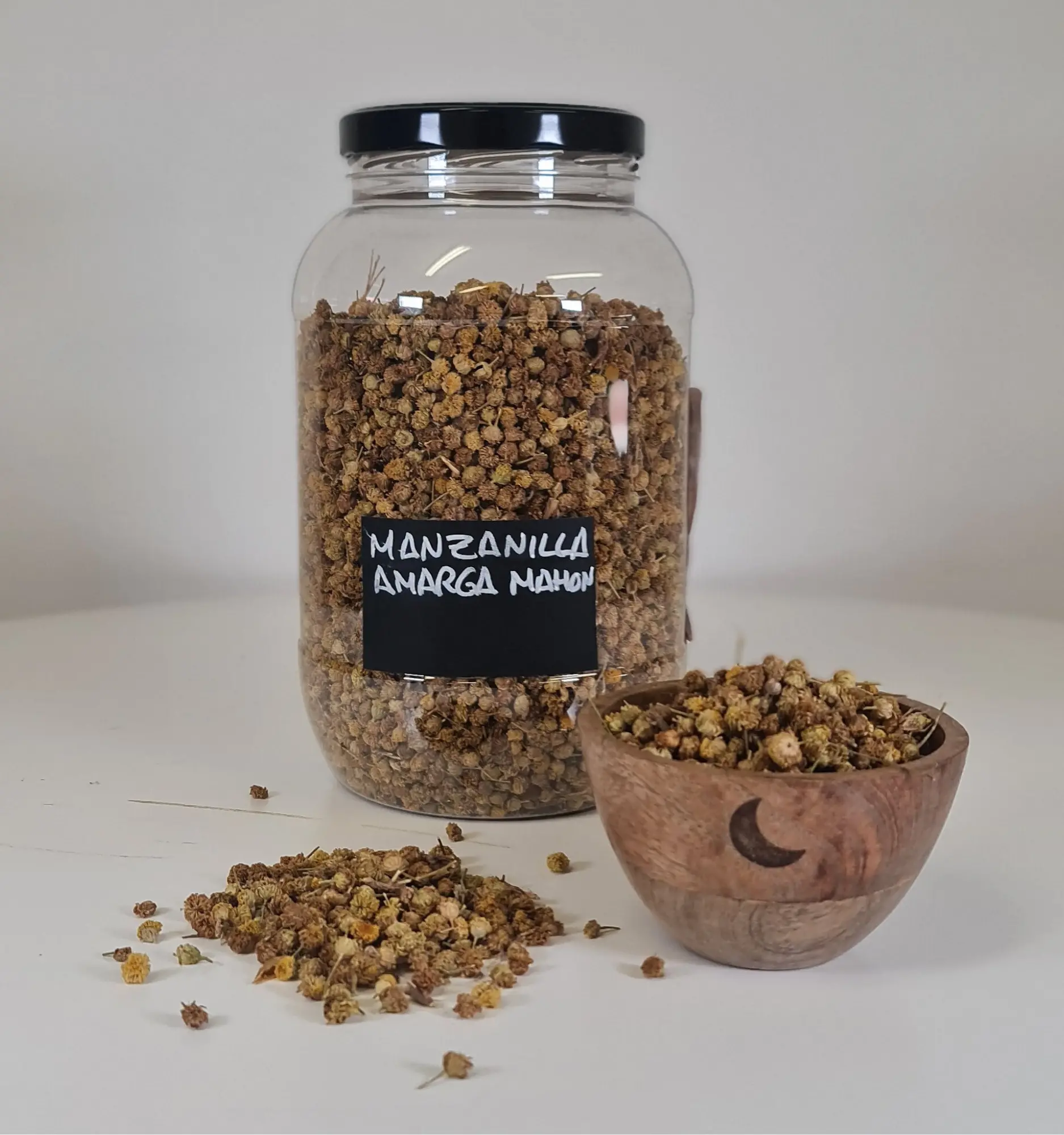 Manzanilla amarga cuenco y bote