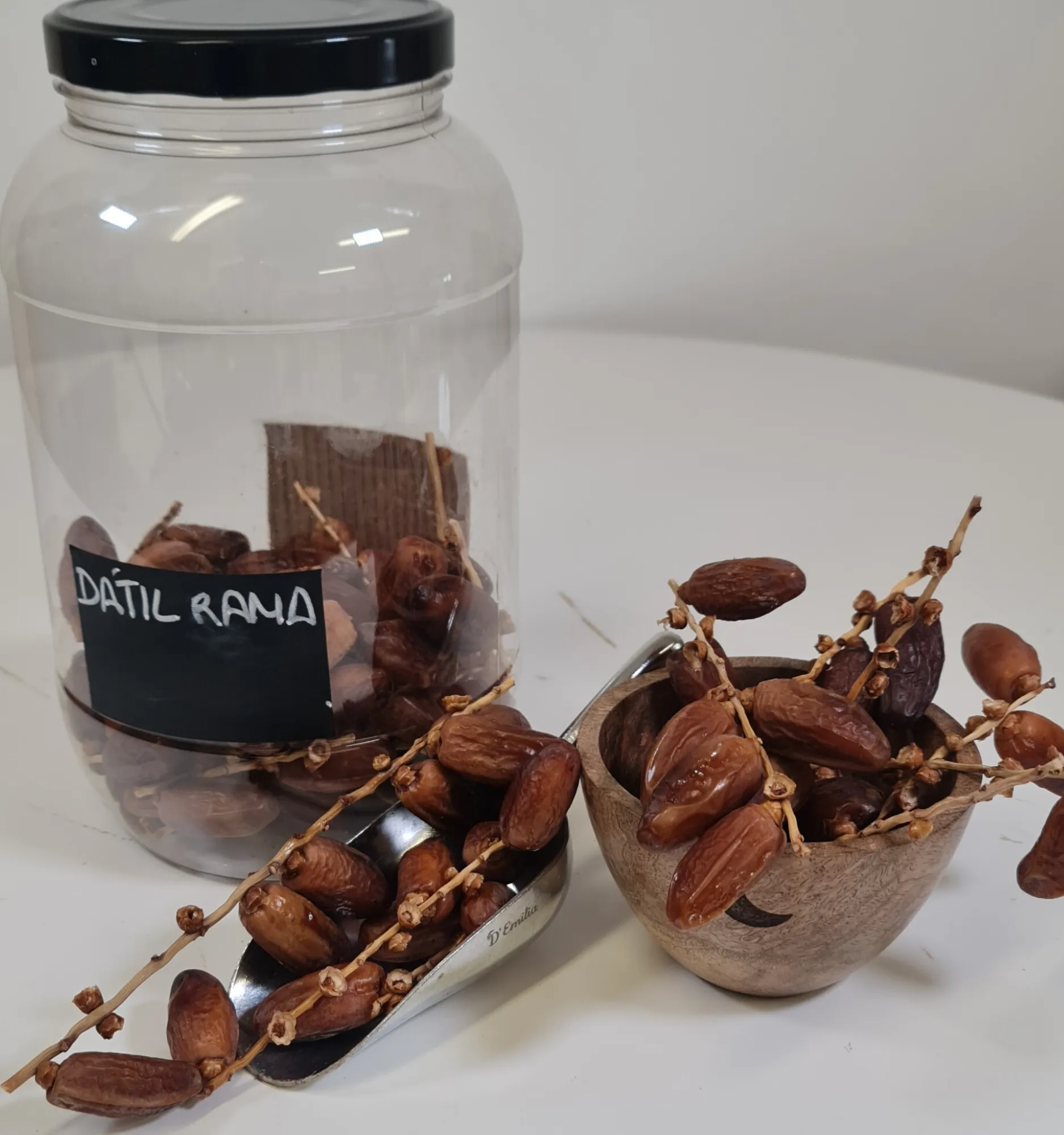 dátil en rama