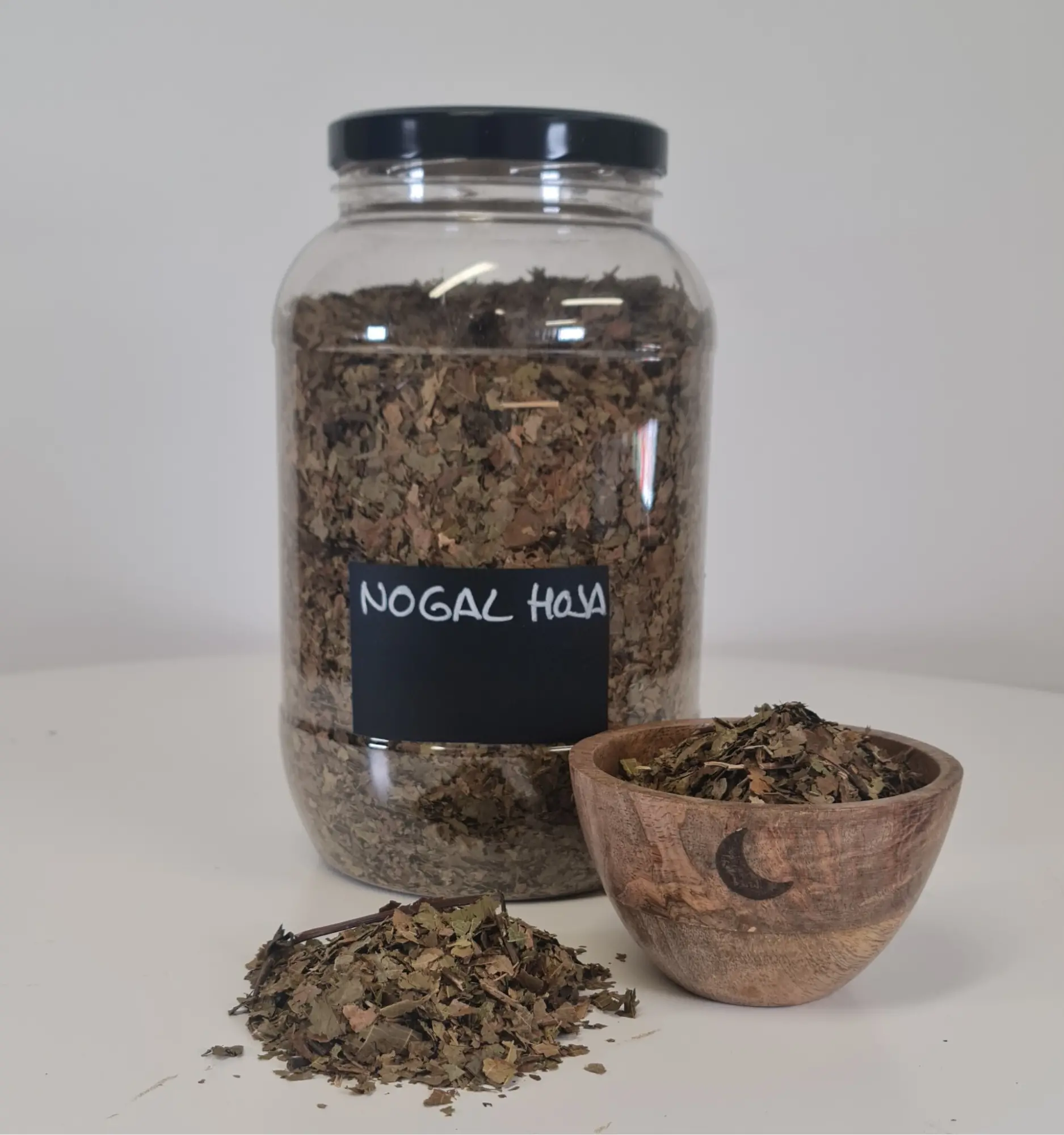 Nogal hoja bote y cuenco