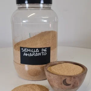 Semilla de amaranto cuenco y bote