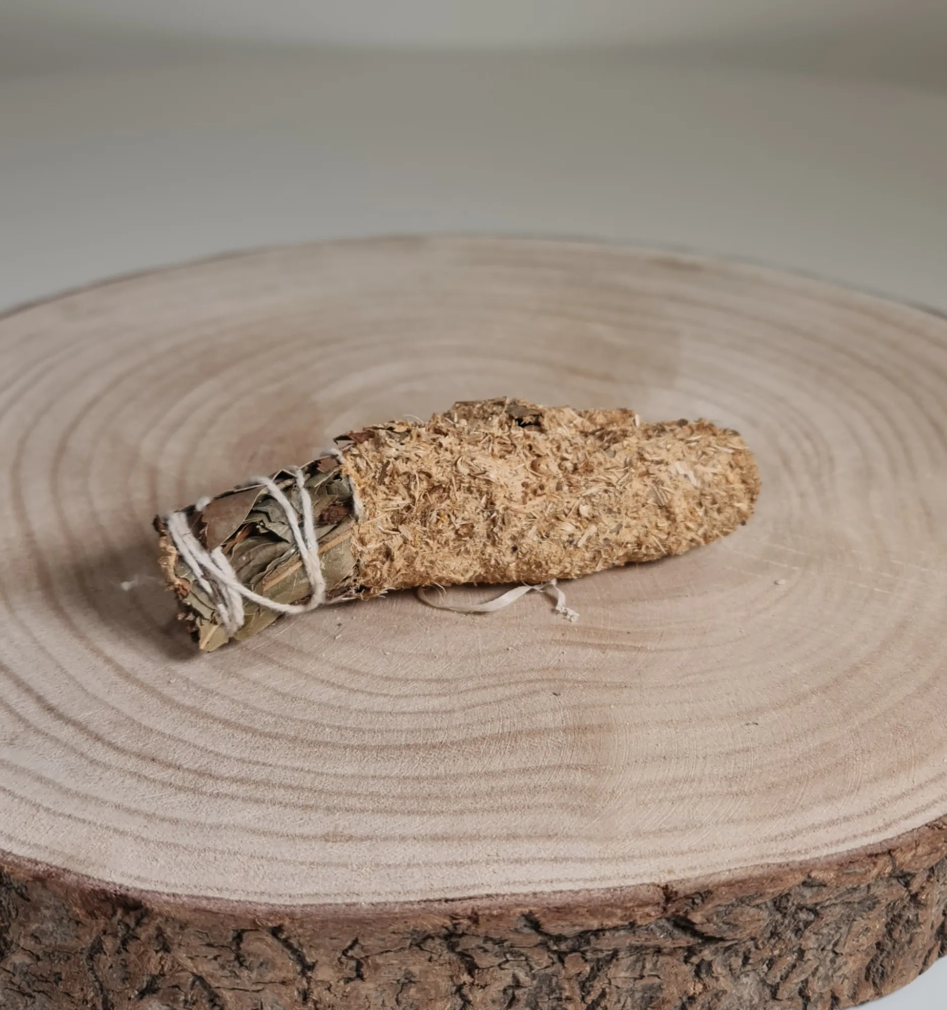 Atado de caléndula y manzanilla