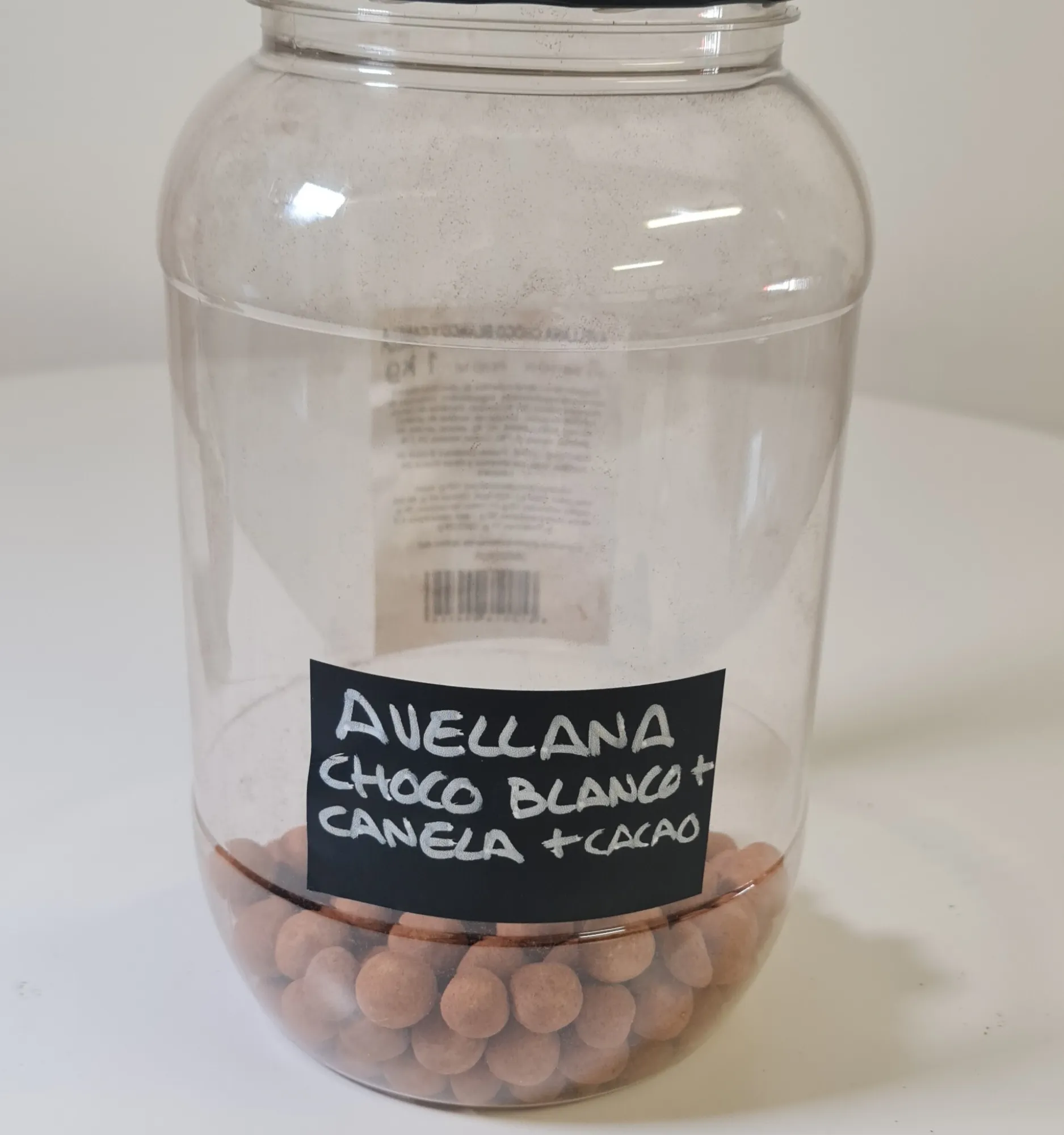 Avellana choco blanco bote