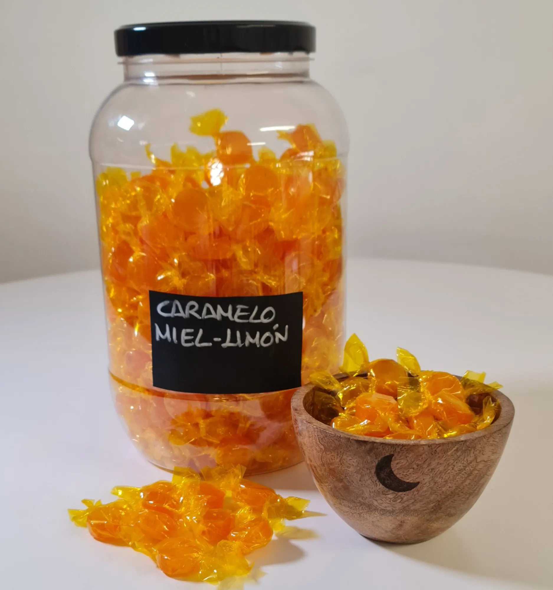 Caramelo miel- limón bote y cuenco
