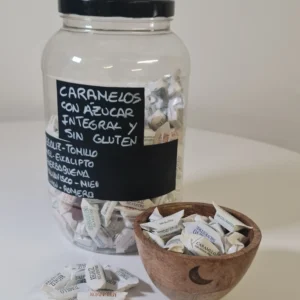 Caramelos con azucar integral y sin glutén bote y cuenco