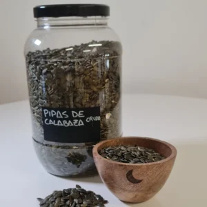 Pipas de calabaza bote y cuenco