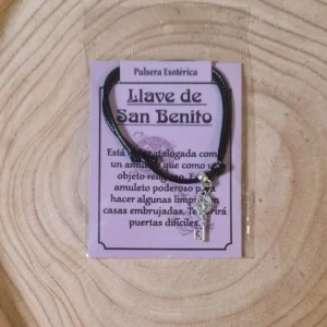 Pulsera llave de san Benito