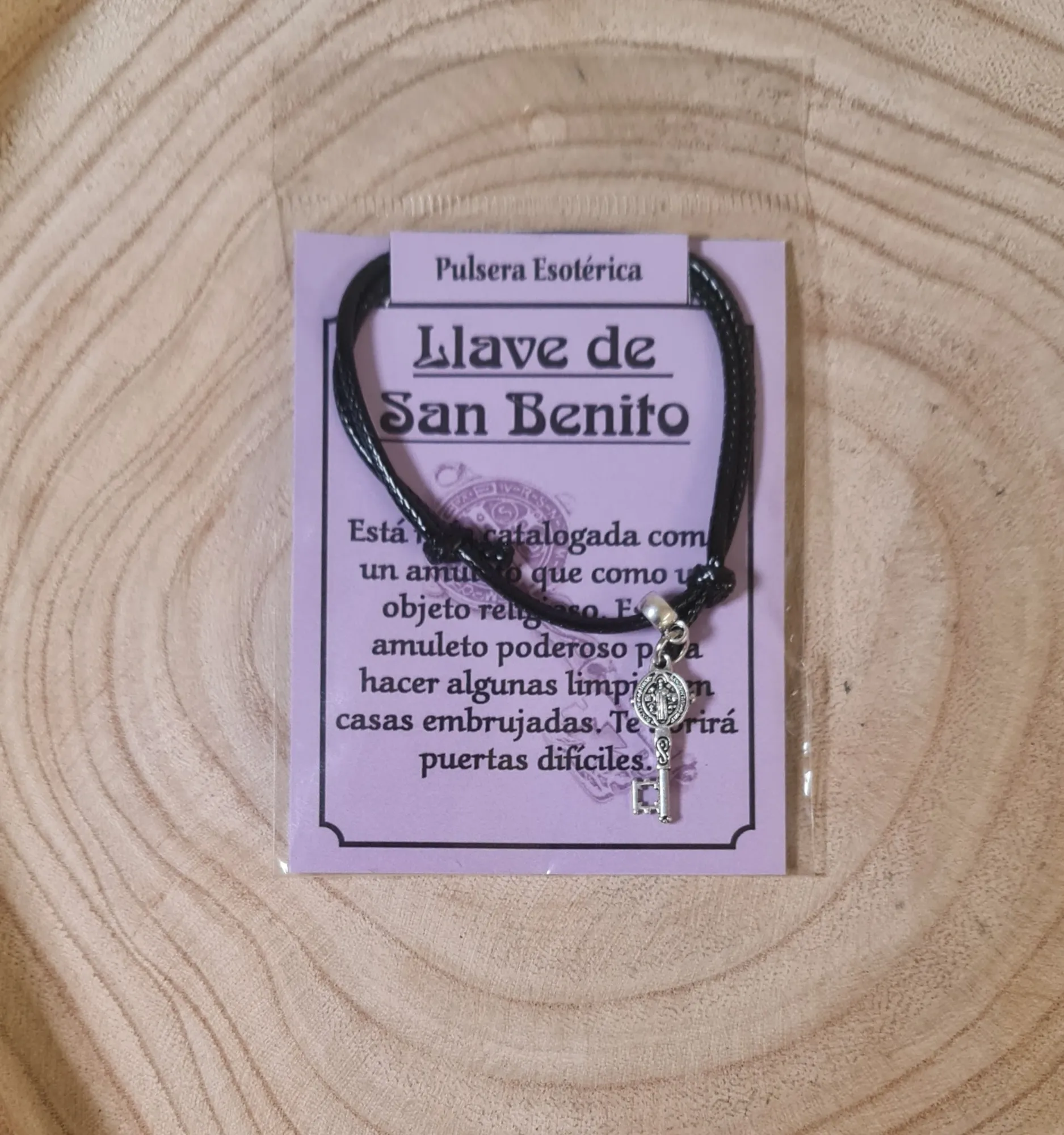 Pulsera llave de san Benito