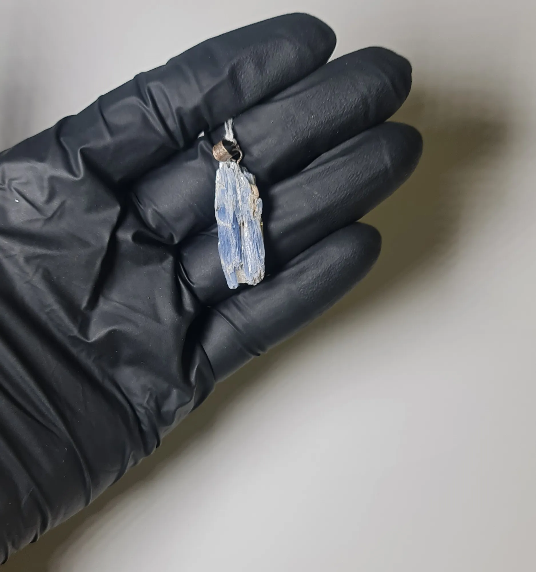 Colgante Cianita Baño Plata