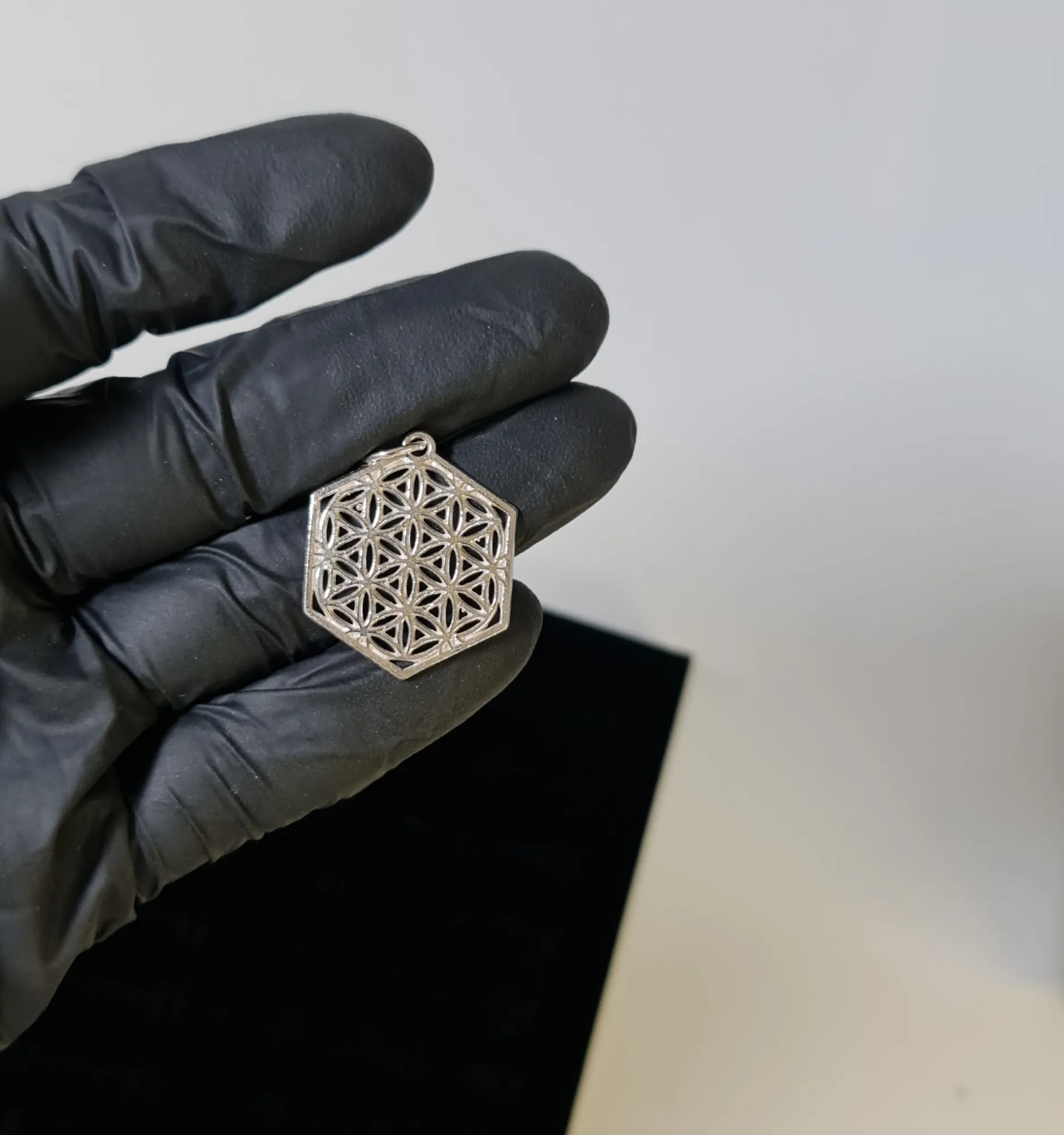 Colgante Flor de Vida Hexagonal