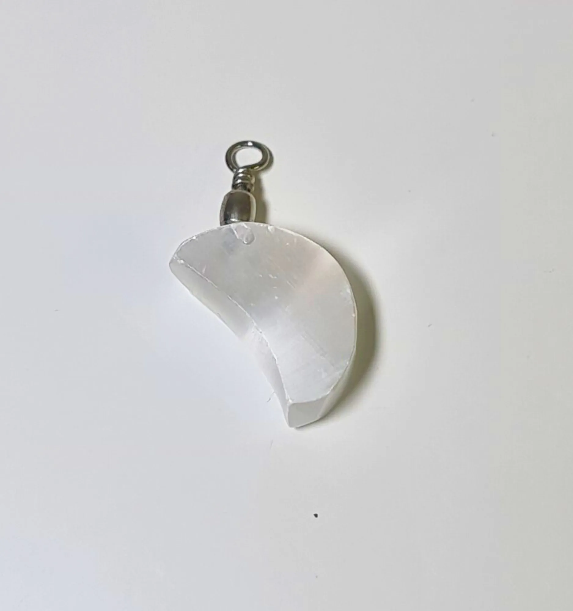 Colgante Media Luna Selenita