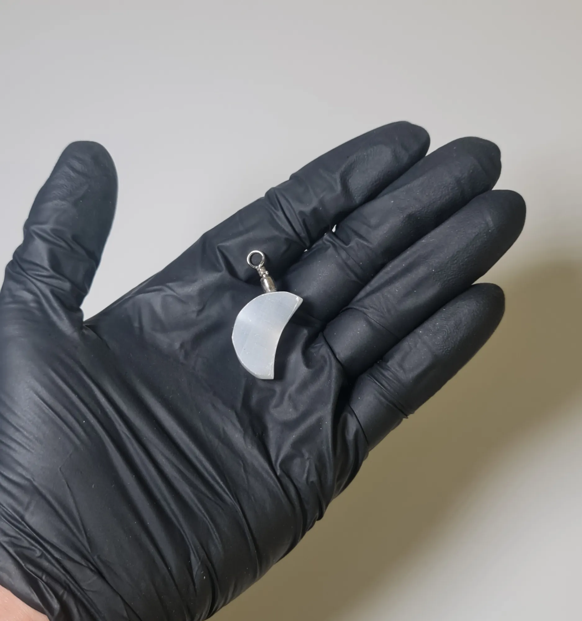 Colgante Media Luna Selenita