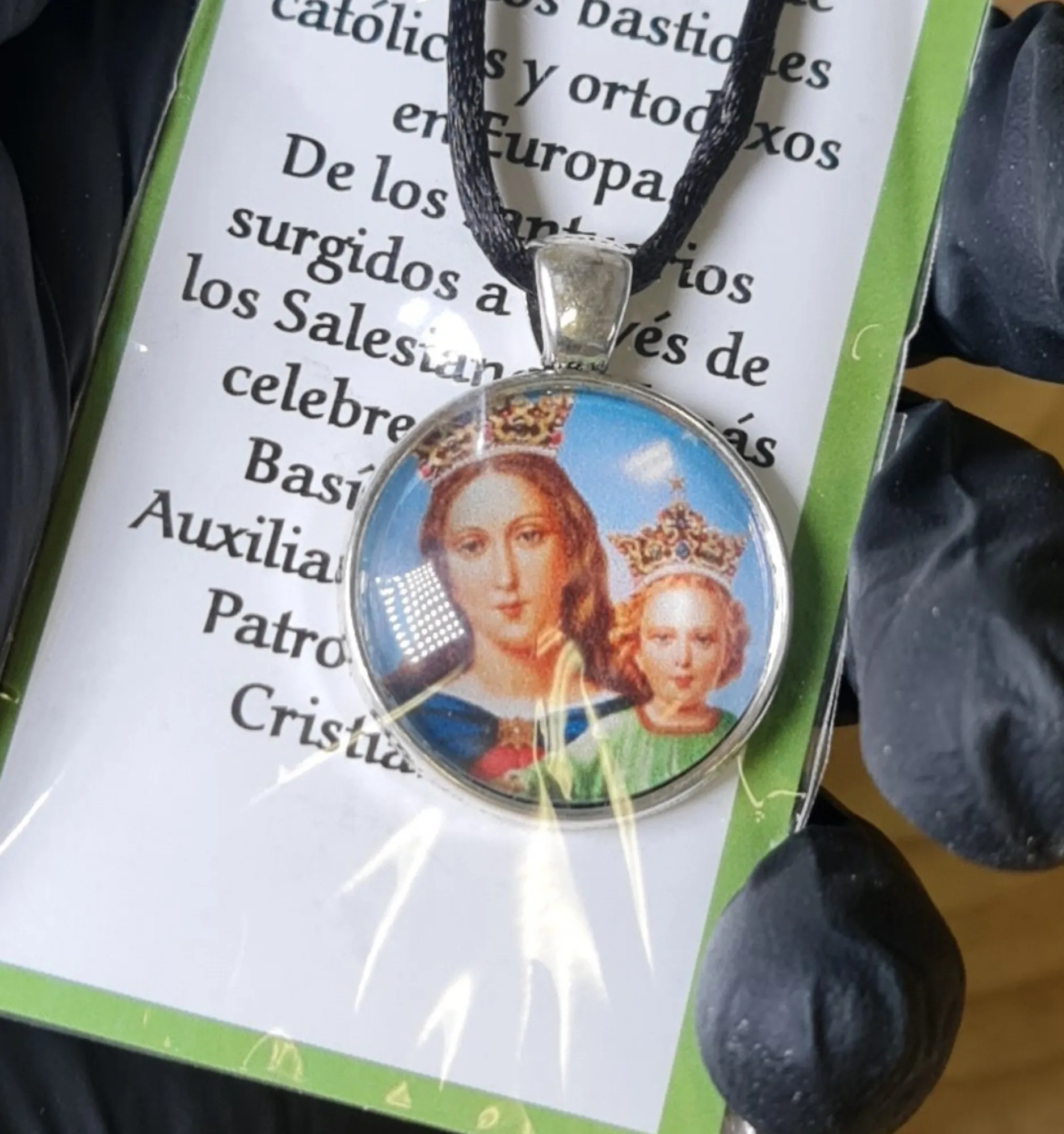 Collar María Auxiliadora