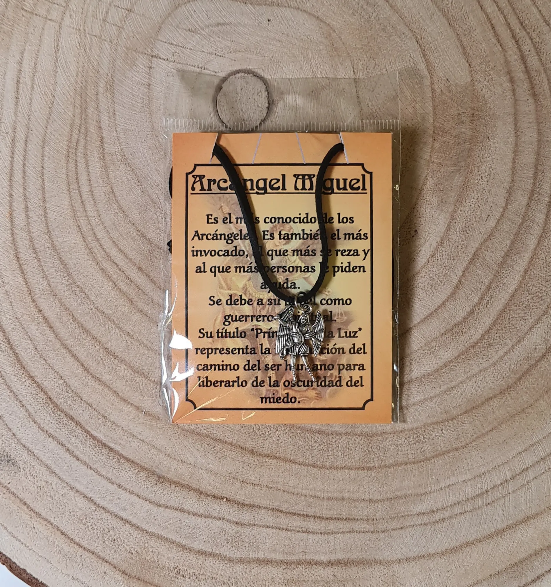 Collar del Arcángel Miguel