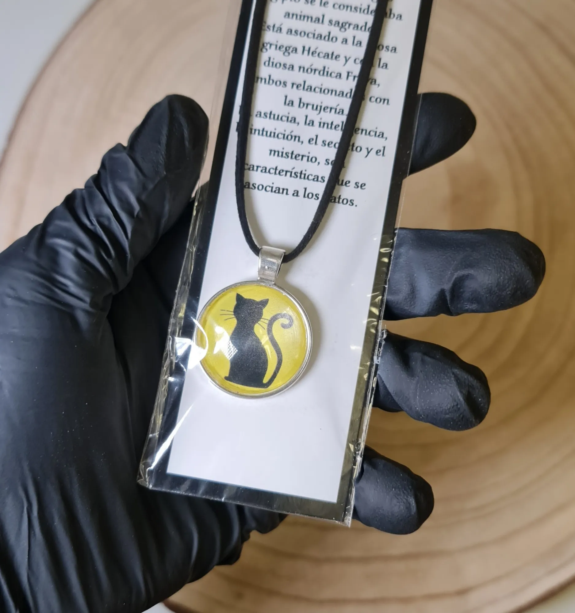 Collar del Gato Negro