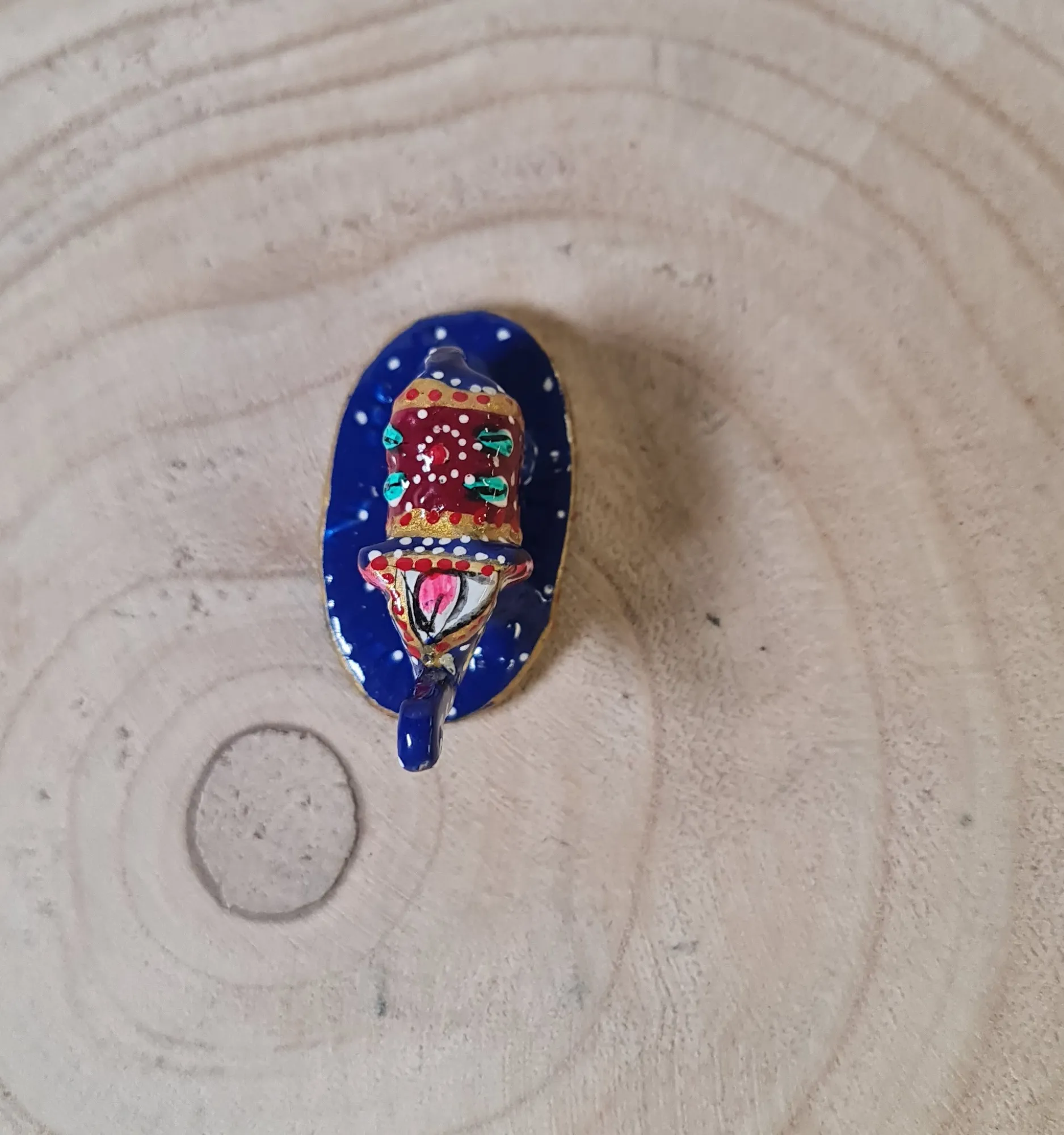 Elefante en miniatura azul