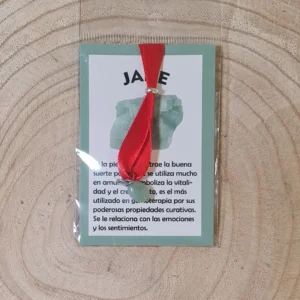 Lazo rojo con jade