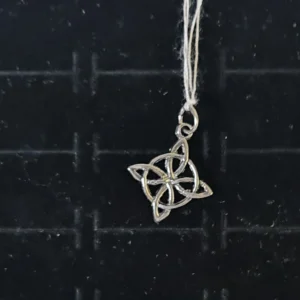 Nudo de Bruja Mediano