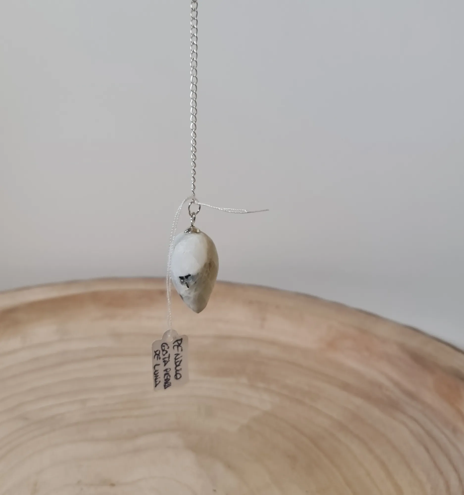 Péndulo piedra luna