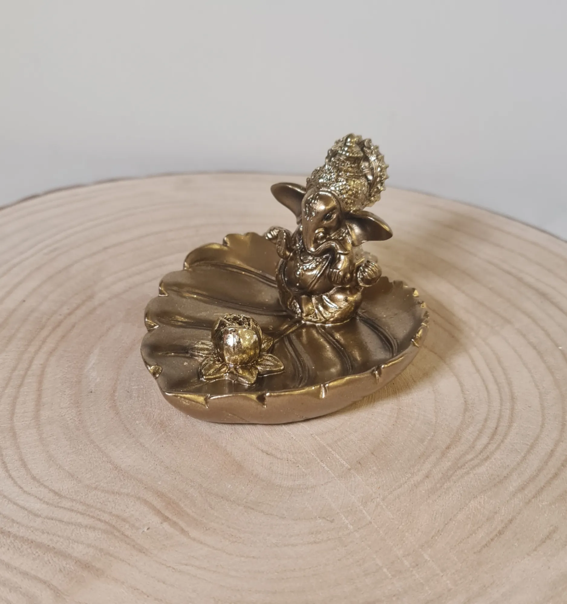 Porta Incienso Hoja Dorada Ganesh