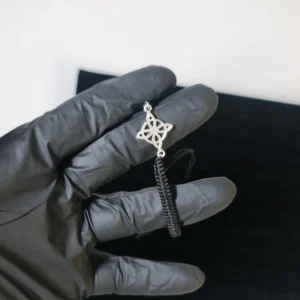 Pulsera Nudo de Bruja Plata
