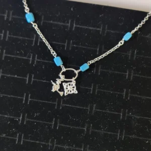 Pulsera Nudo de Bruja y Turquesa