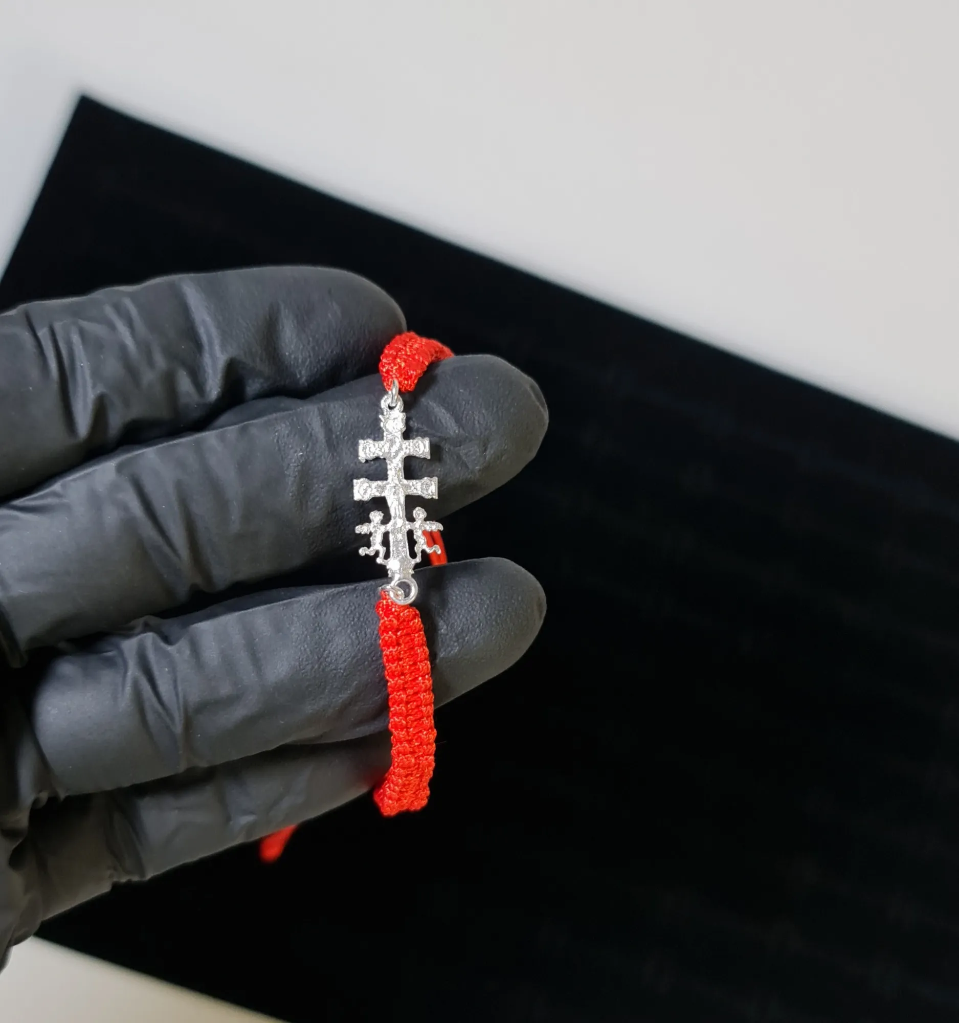 Pulsera Roja Cruz de Caravaca