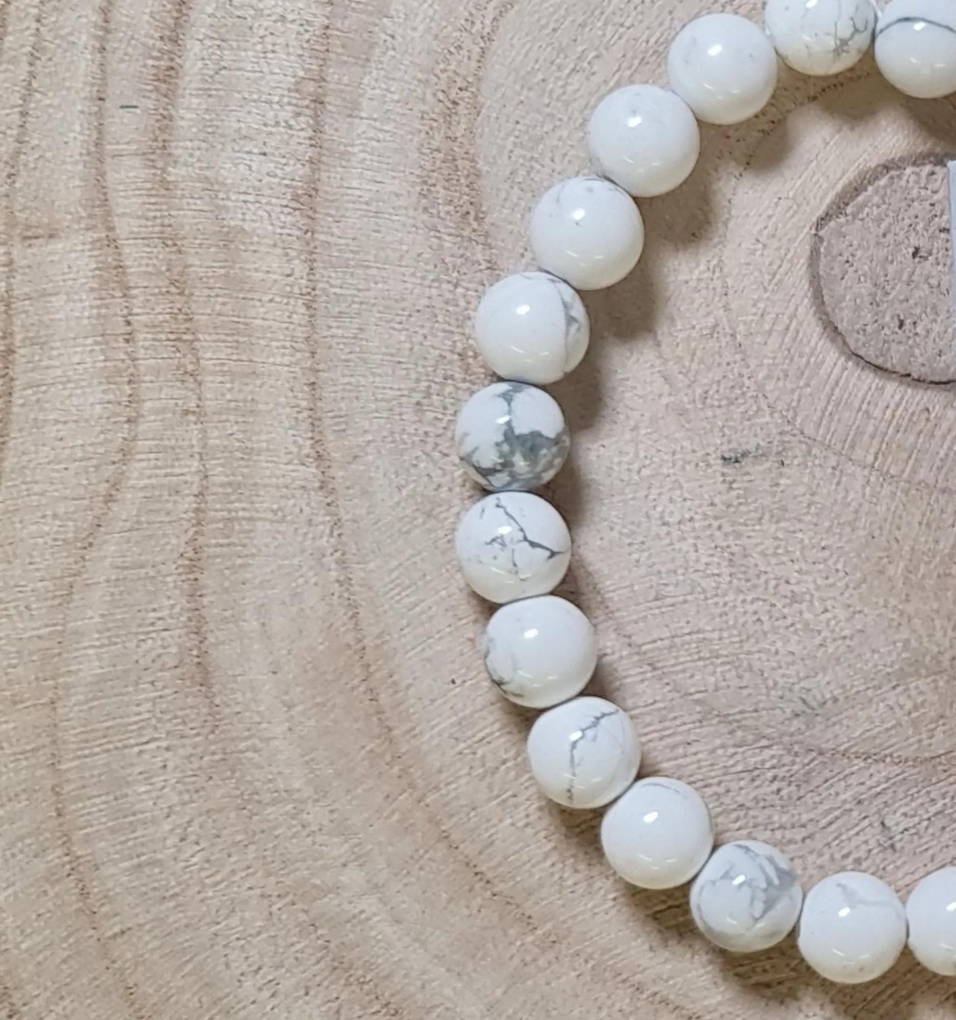 Pulsera de howlita grande