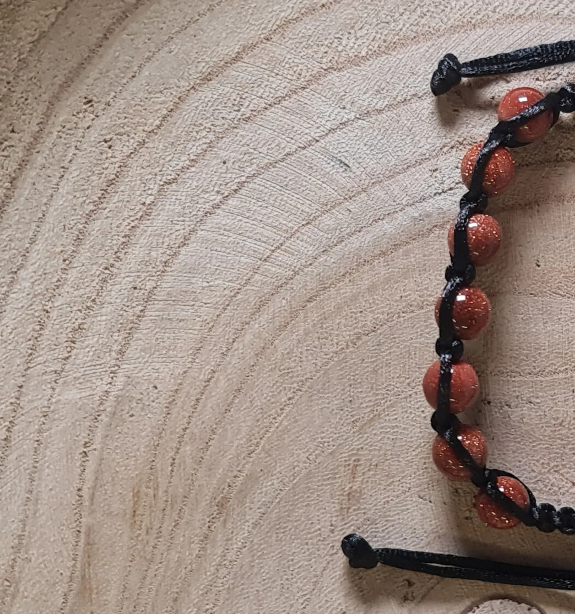 Pulsera venturina dorada 2