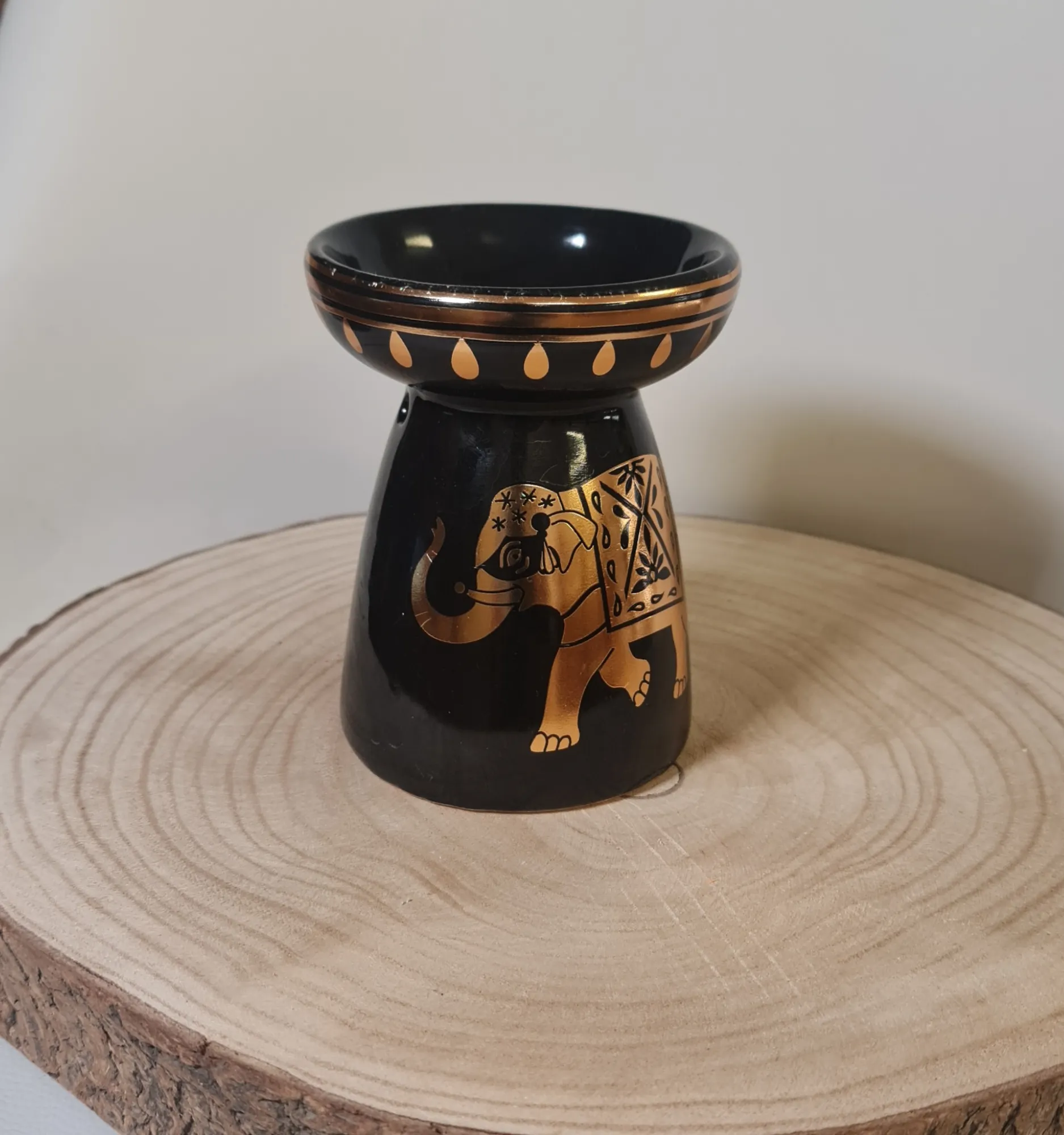 Quemador de Aceite Elefante Dorado