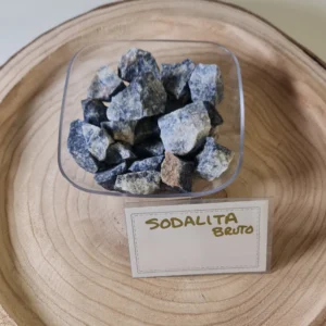 Sodalita en bruto