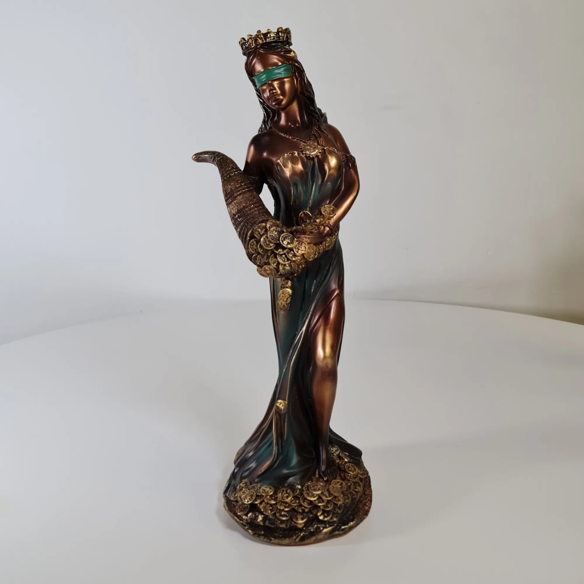 Figura Diosa de la Fortuna 40cm Vestido Negro