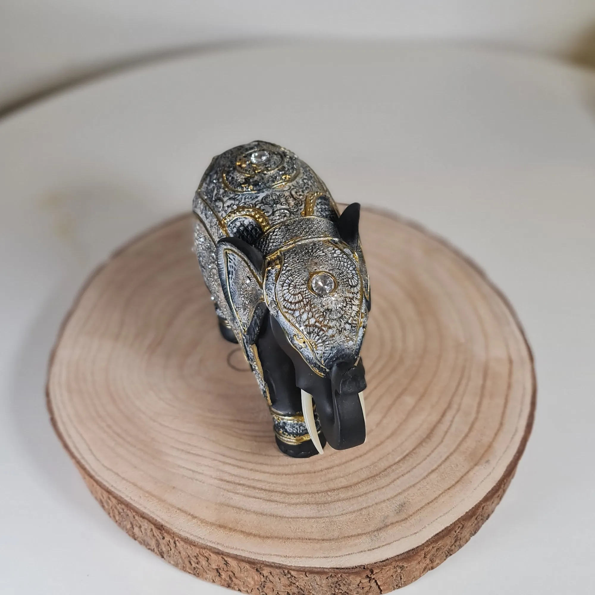 Figura Elefante Negro Decorado 15cm