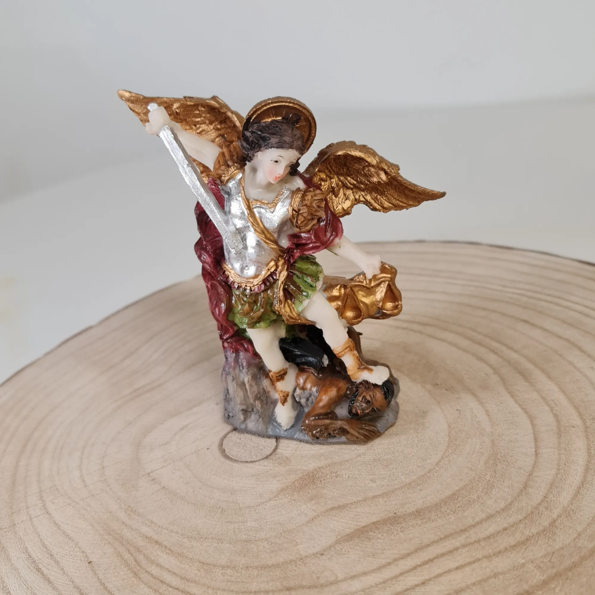 Figura San Miguel 12cm Camisa de Plata