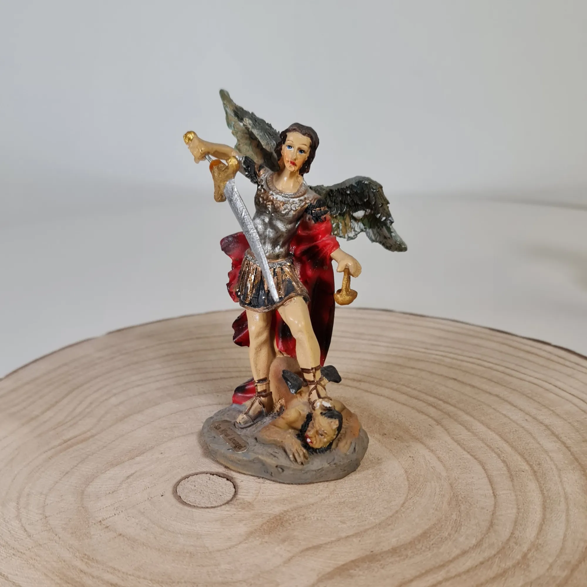 Figura San Miguel 14cm Camisa Plata