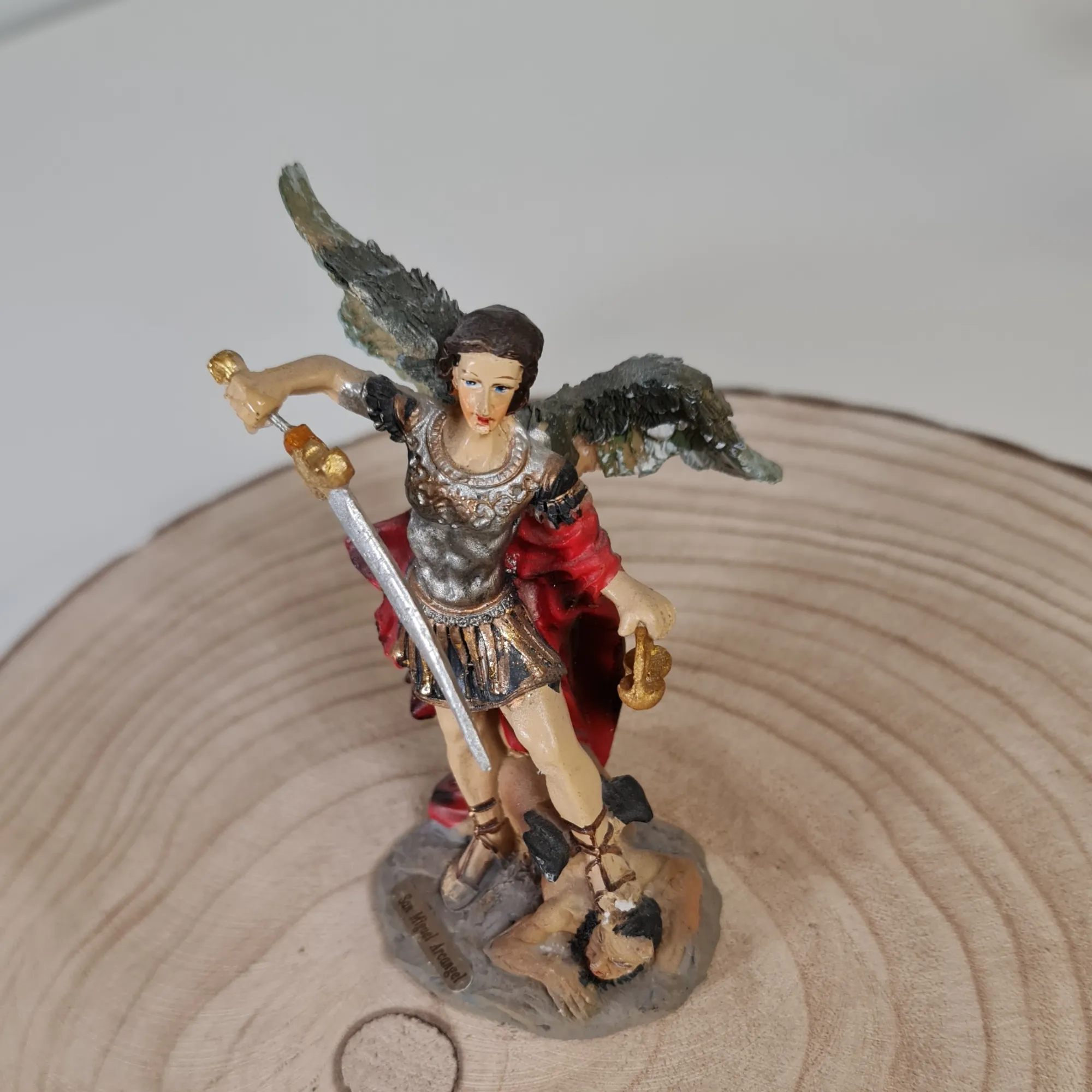 Figura San Miguel 14cm Camisa Plata
