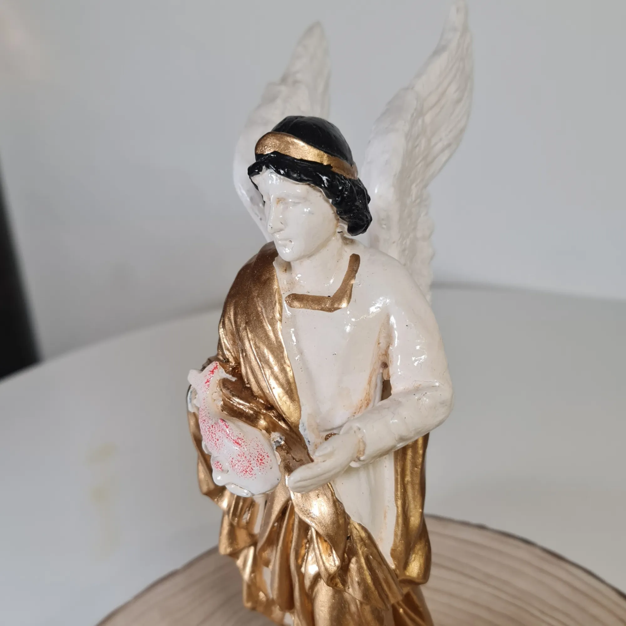 Figura San Rafael 29cm Blanco y Dorado